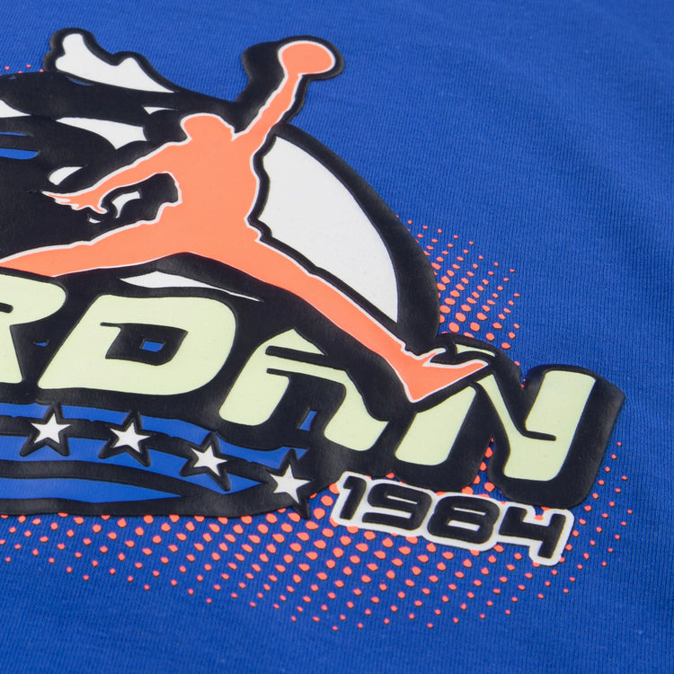 Felpa Jordan Super Splash Set bambino con T-shirt e shorts coordinati, colore blu con dettagli vivaci e logo Jordan.