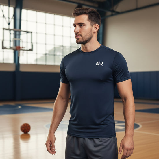 Maglietta tecnica a manica corta Rookie Tech Underwear di Rookie Basketball, intimo compressivo nero per sport e allenamenti.