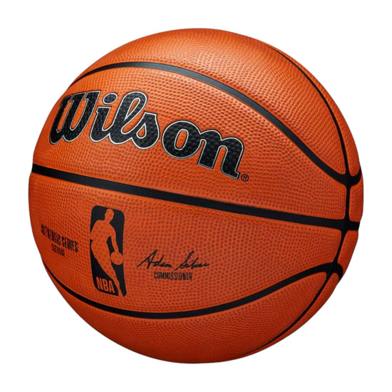 Pallone da basket Wilson NBA Authentic Series Outdoor Taglia 7, esempio di pallone da basket professionale Amer Sports.