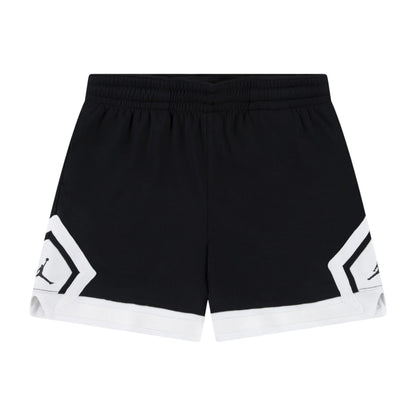 Shorts da ragazza Jordan Diamond Short in nero, con dettagli lucidi e logo Jordan, visibili sul modello.