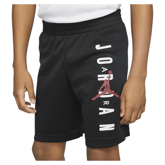 Pantaloncino Jordan Vert Mesh Bambino, shorts sportivi verdi con dettagli in mesh per bambino, marca Jordan.