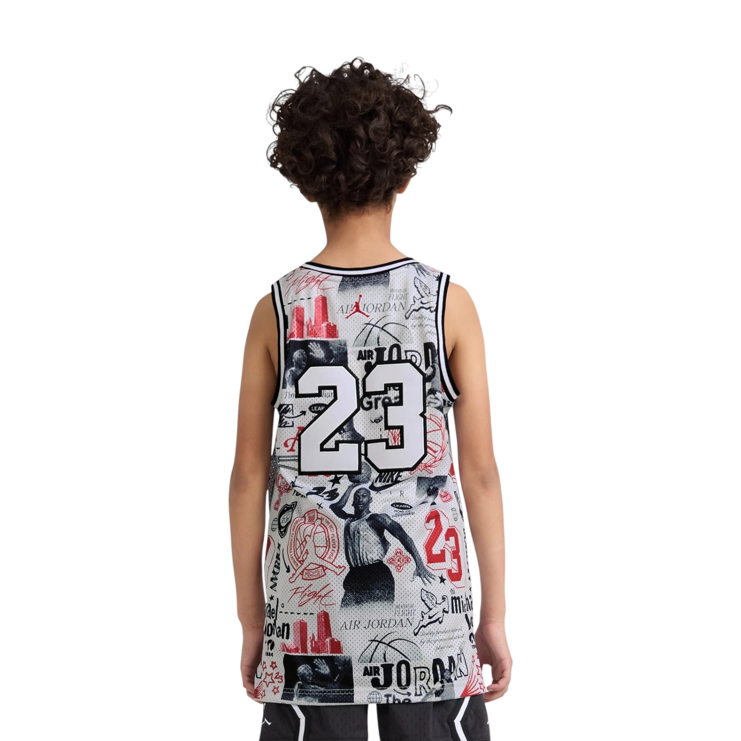 Canotta Jordan Kids AOP Jersey in cotone con stampe colorate, vista frontale con dettagli vivaci e logo Jordan visibile.
