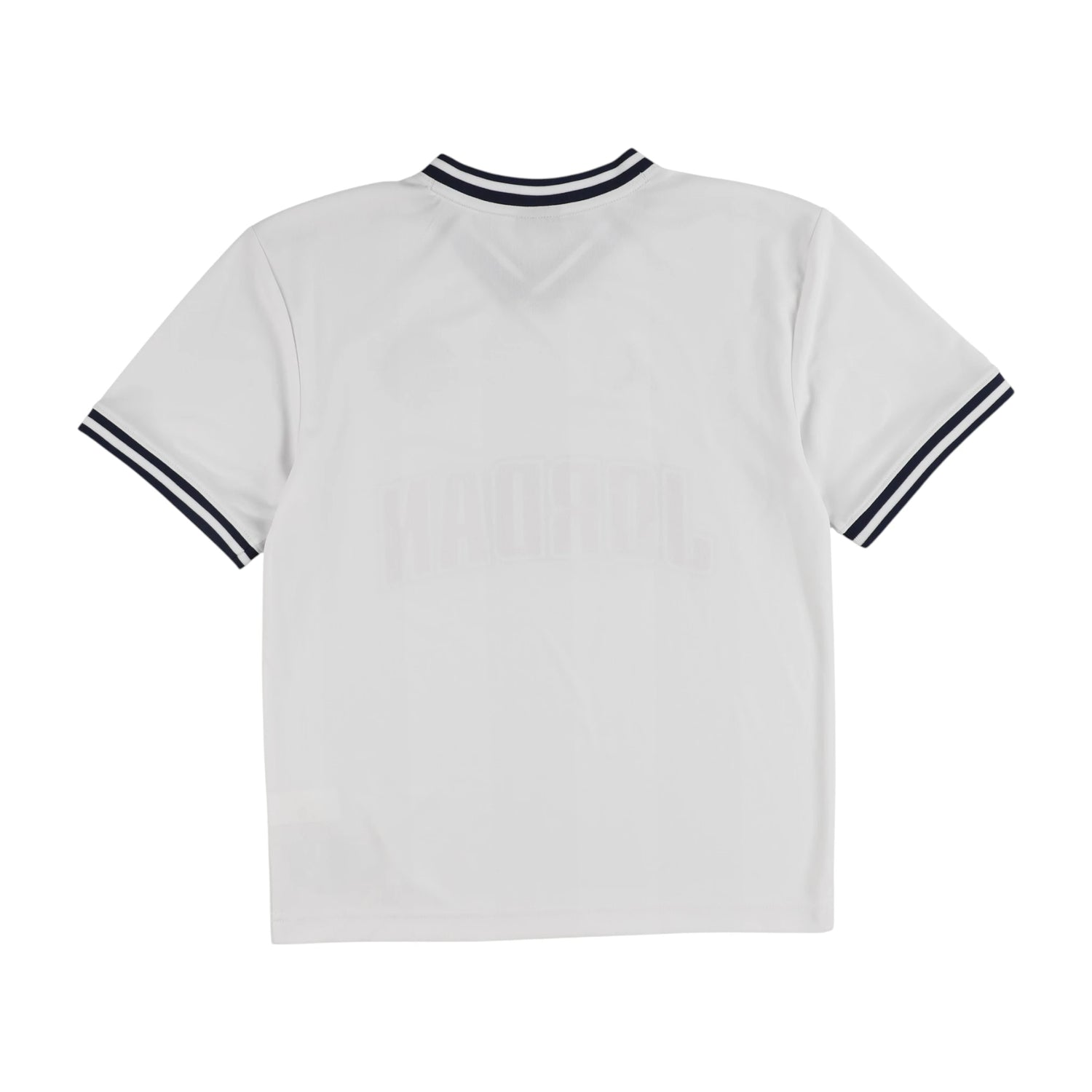 Maglietta Jordan Sport Jersey per bambini bianca, T-shirt sportiva con logo Jordan, maniche corte e design classico.