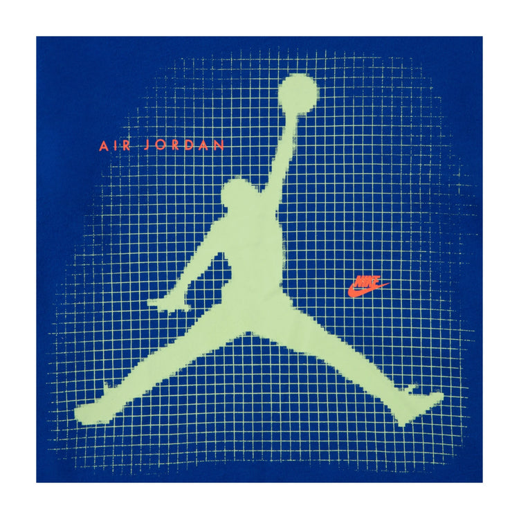 T-shirt da bambino Jordan Jumpman Grid Blur, maglietta sportiva nera con logo Jumpman blu e dettagli grafici moderni.