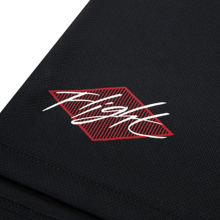Canotta Jordan Kids Dynasty nera in mesh per basket, tessuto leggero e traspirante per bambini, visualizzata in primo piano.