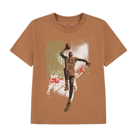 T-Shirt Jordan Kids JDB MJ Retro Hangtime Legend Dark Brown 95G200-XA0 – vista frontale grafica vintage MJ