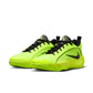 Scarpe da basket Nike Giannis Immortality 5 Barely Volt, nere e verdi, con suola in gomma e design sportivo.