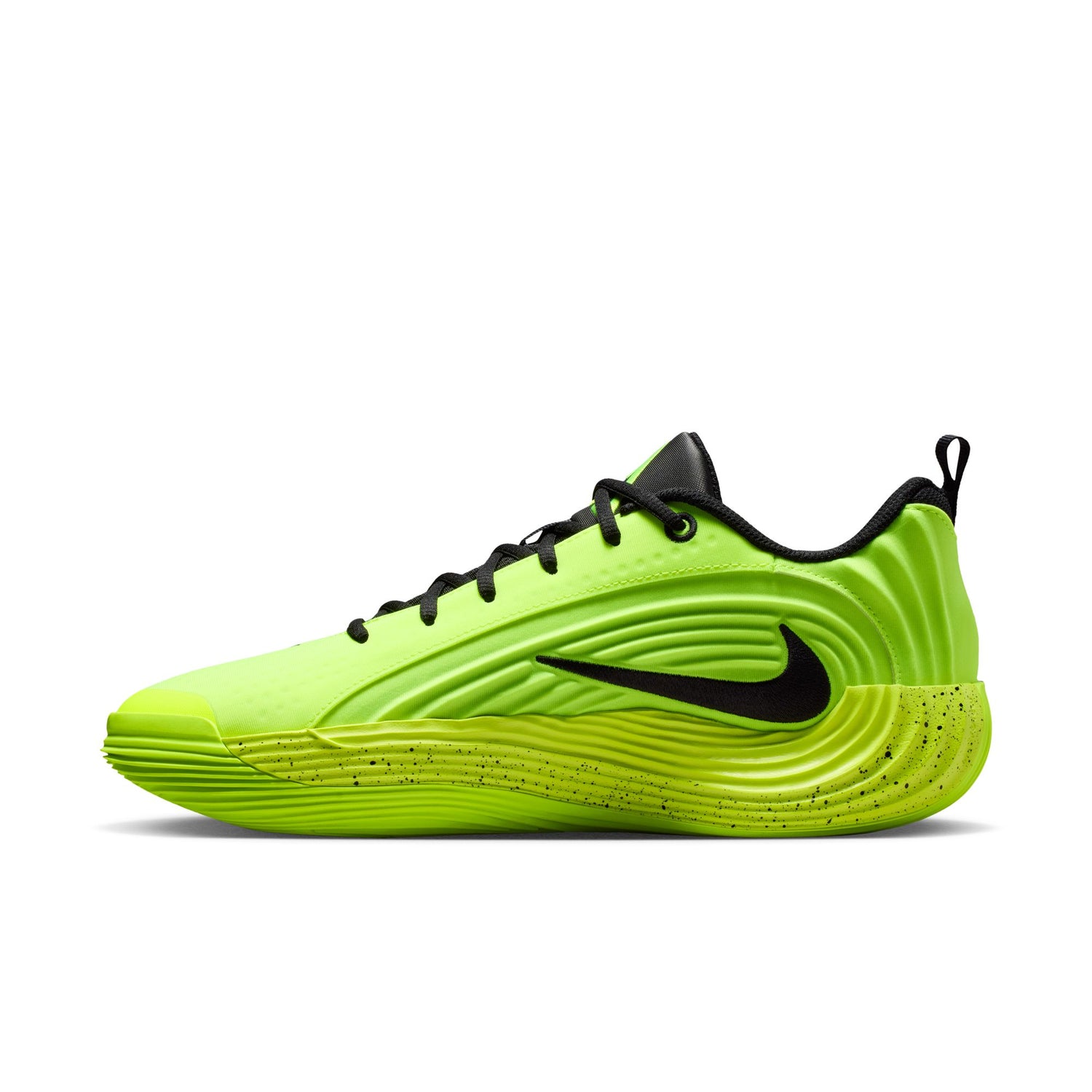 Scarpe da basket Nike Giannis Immortality 5 Barely Volt, nero e verde, vista frontale con design sportivo e dettagli colorati