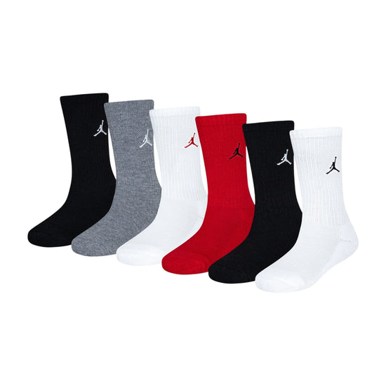 Calze da basket Jordan Essential 6 pack per bambini, morbide e confortevoli, con logo Jordan visibile sulla punta.