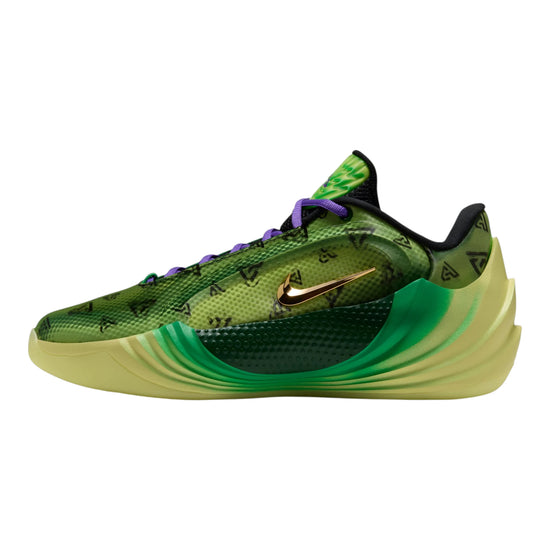 Scarpa da basket Nike Giannis Freak 8 Trick Question IO7945-300 – vista laterale colorway Gorge Green Hyper Grape Lucky Green oro
