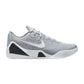 Kobe 9 Low EM Protro Wolf Grey – vista laterale interna tallone fibra di carbonio React foam