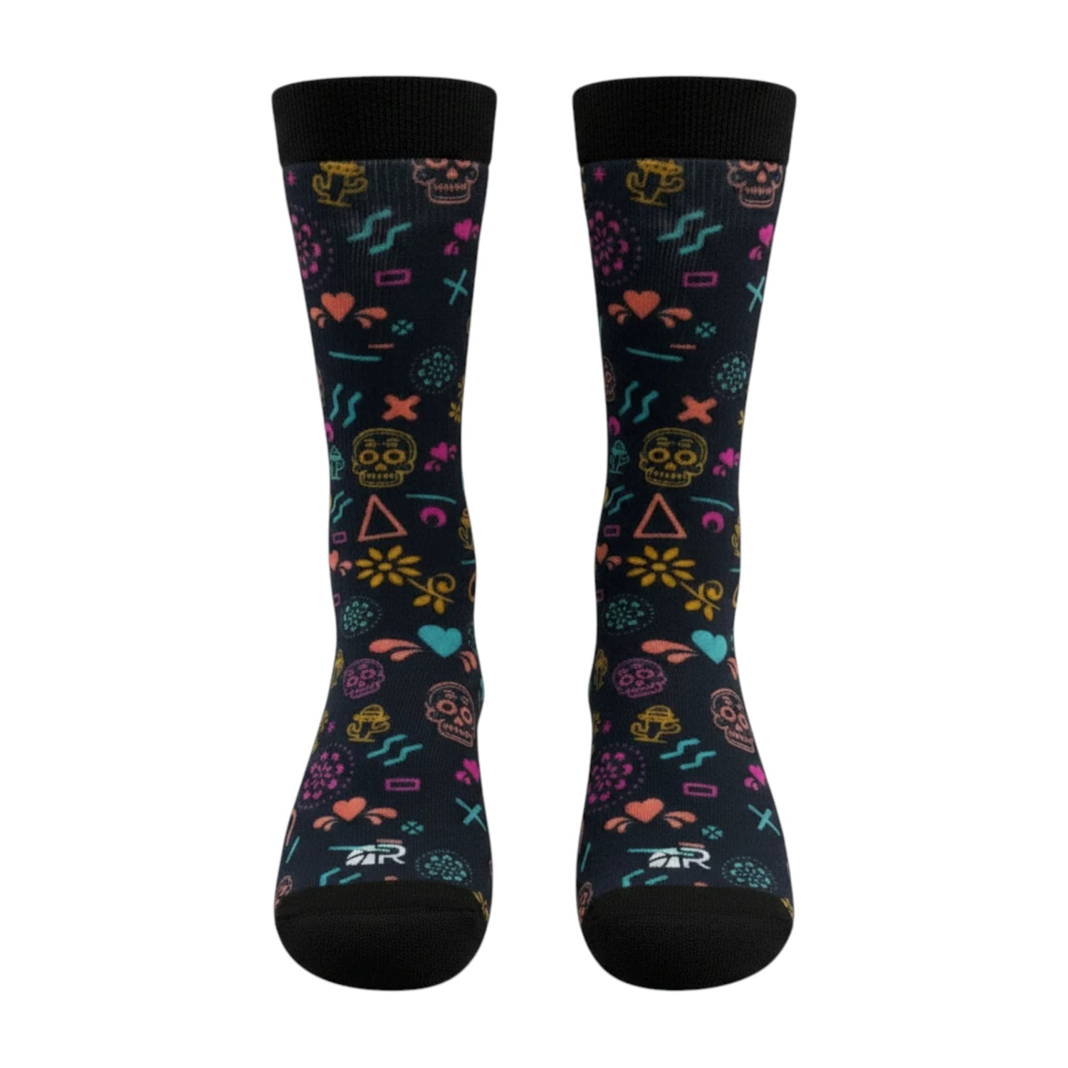 Calze da basket ROOKIE BASKETBALL THE ALIEN su manichino, calzini sportivi neri con dettagli colorati per basket.