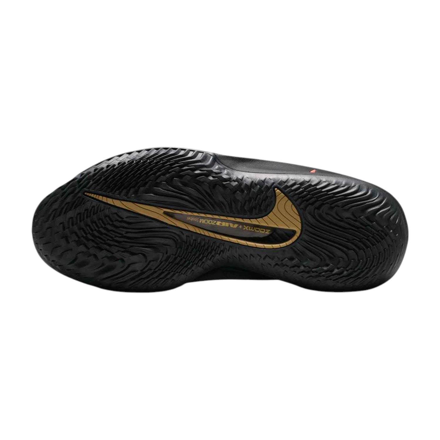 Scarpe da basket Nike GT Cut 4 "Gold Panther" di Victor Wembanyama PE, dettagli in oro e design sportivo.