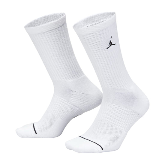 Calze Nike Jumpman Crew, 3 paia, sock di cotone con logo Jumpman, comode e sportive, ideali per ogni attività.