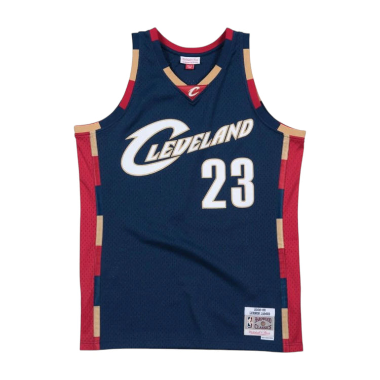 Canotta Mitchell & NESS NBA Cavaliers 2008 LeBron James in blu navy, maglia swingman, dettaglio tessuto e logo.