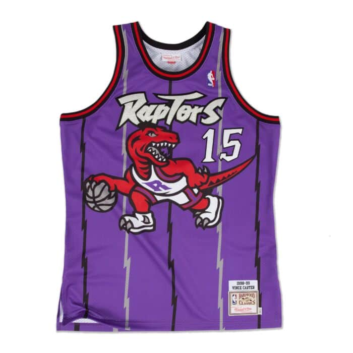 Canotta Mitchell & Ness NBA 1998 Vince Carter Raptors viola, maglia Swingman con dettagli colorati e logo ufficiale.