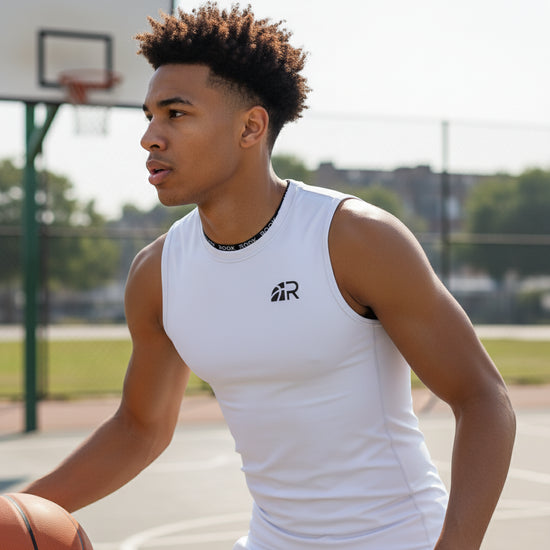 Canotta senza maniche Rookie Tech intimo tecnico da compressione per riscaldare i muscoli, marca Rookie Basketball, colore bianco.