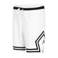 Pantaloncini da basket Jordan Diamond Kids in bianco, in tessuto Dri-FIT, per bambini, con dettagli sportivi.