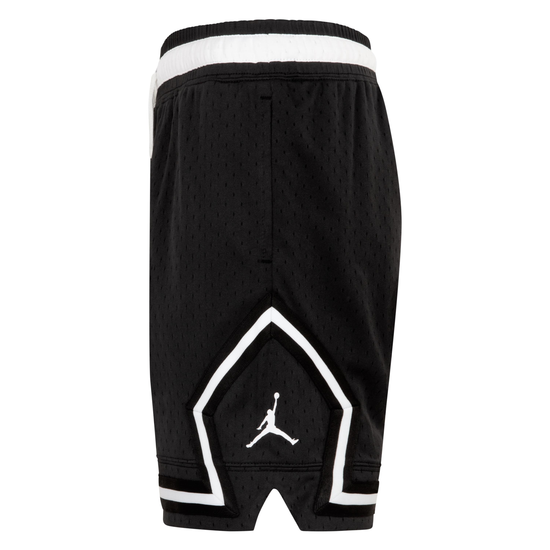 Pantaloncini Jordan Diamond Short Kids neri in tessuto Dri-Fit per bambini, con logo Jordan visibile.