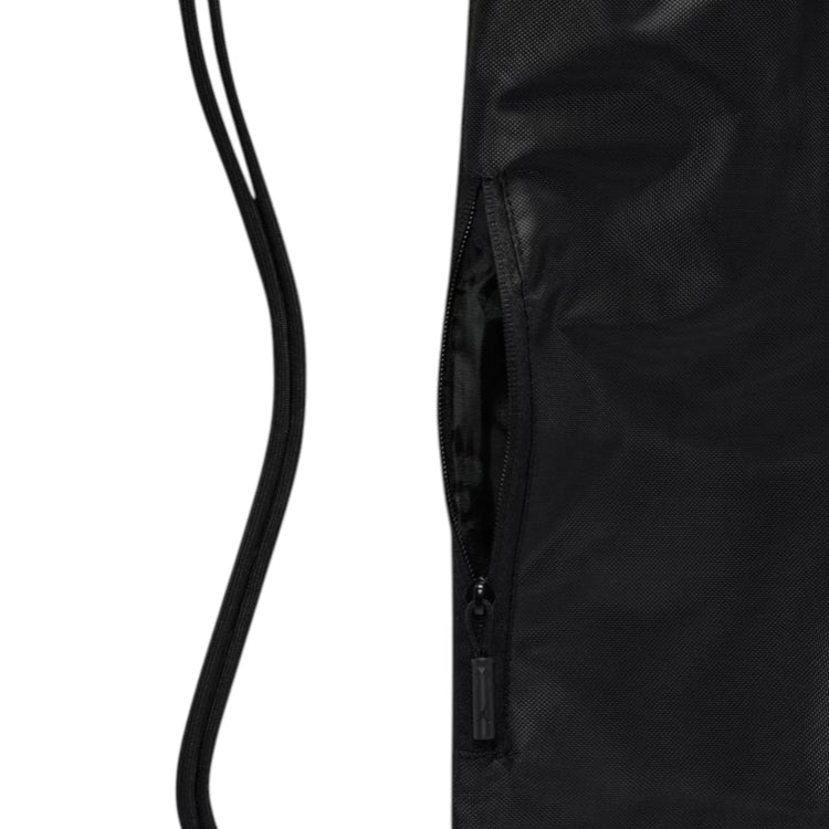 Sacca palestra Jordan Element nera, zaino leggero da 4L con tracolla, ideale per sport e allenamenti.