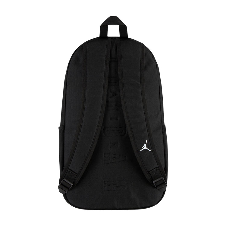 Zaino Jordan Jam HBR nero con scomparto per laptop, stile sportivo e spazioso, ideale per uso quotidiano.