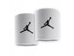 Polsino Jordan Jumpman Option bianco in tessuto Dri-FIT, accessorio sportivo per basket con logo Jumpman.