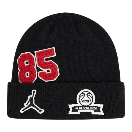 Cappello beanie Jordan Kids nero 9A9362 – vista frontale con risvolto loghi Jumpman ricamati a contrasto bianco