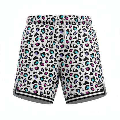 Pantaloncini da basket leopardati bianchi per uomo, shorts sportivi leggeri del marchio Rookie Basketball, dettaglio animale.