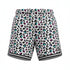 Pantaloncini da basket leopardati bianchi per uomo, shorts sportivi leggeri del marchio Rookie Basketball, dettaglio animale.