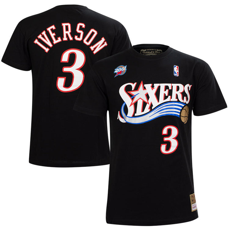 Maglietta Mitchell & Ness N&N Allen Iverson Sixers in nero con logo e grafica classica, tessuto morbido e confortevole.