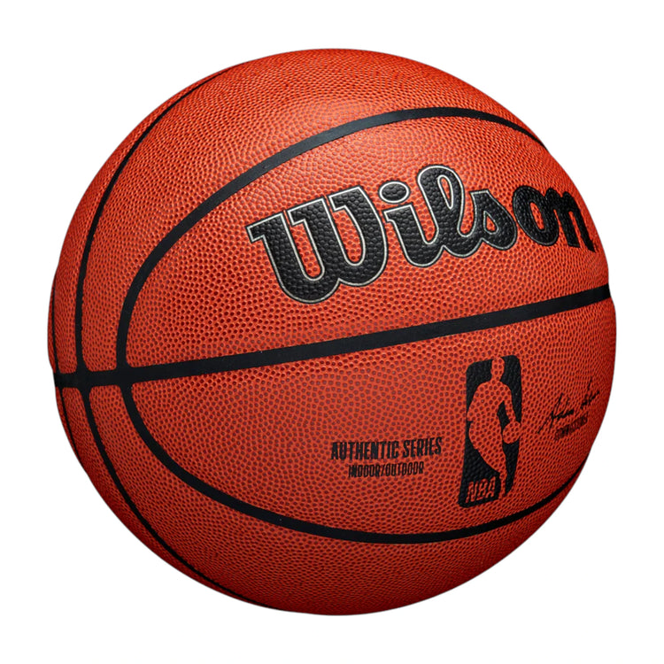 Pallone Wilson NBA Authentic Indoor/Outdoor Taglia 7, palloni da basket di alta qualità per uso interno ed esterno.