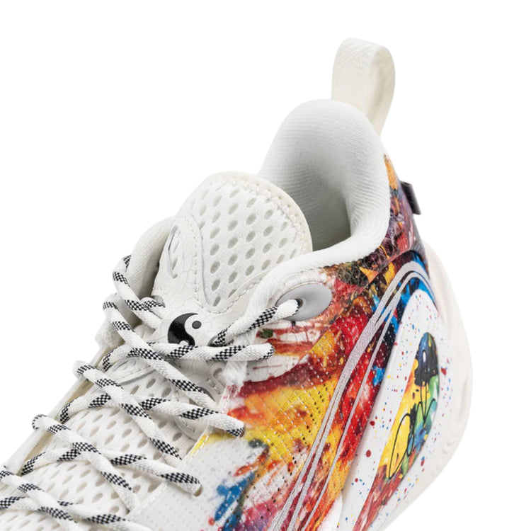 Scarpe da basket LI NING DLO 1 "Fireworks" uomo, scarpa signature rossa, bianca, blu, verde e gialla con dettagli vivaci.