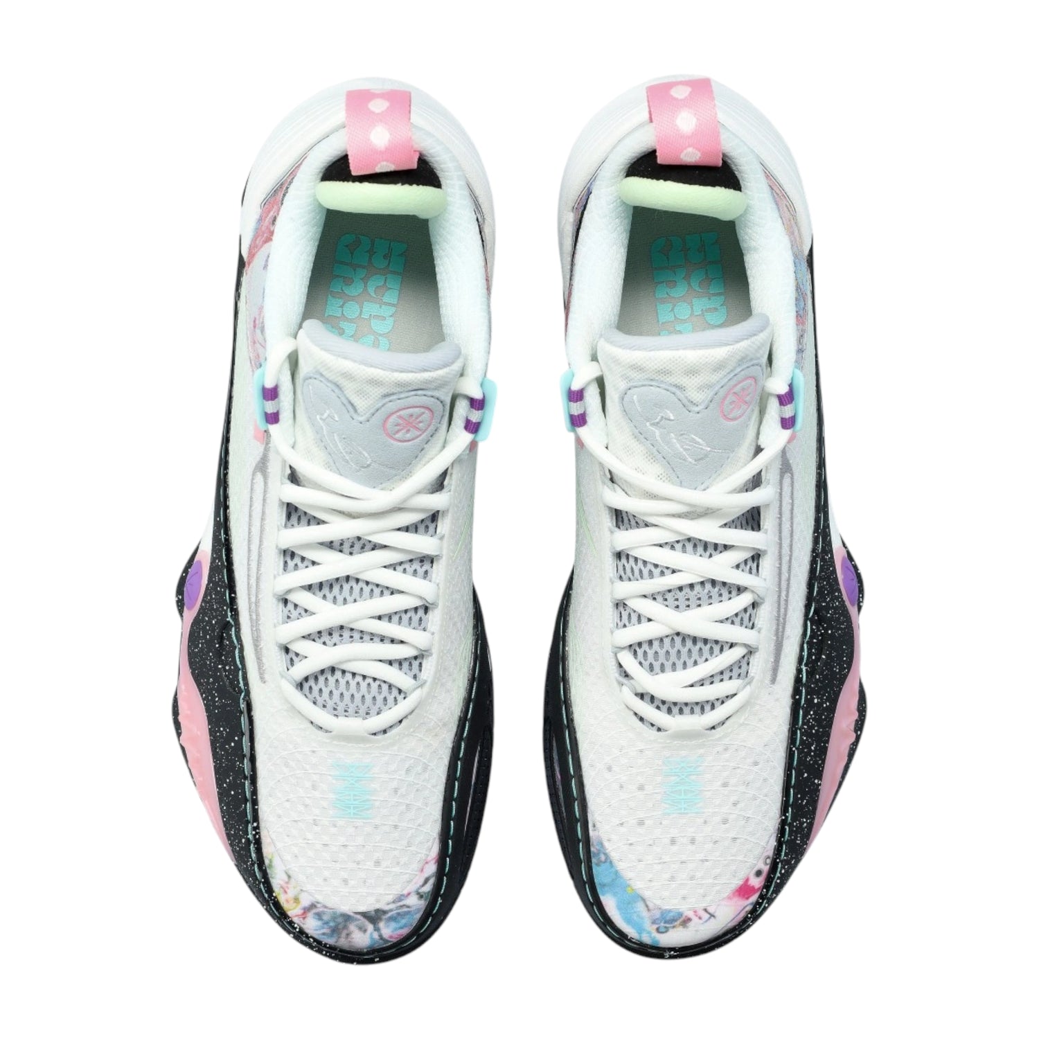 Scarpe da basket Li Ning Wade All City 14 Surreal in bianco, rosa, nero e azzurro, con design moderno e dettagli colorati.