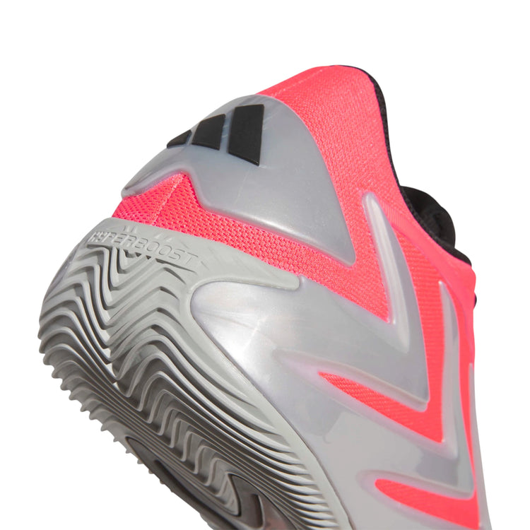 adidas Anthony Edwards 3 rosa – vista posteriore del tallone con logo adidas e suola ad alta aderenza