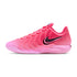 Nike Caitlin 1 Midnight Fever IH7423-600 – vista laterale scarpa da basket rosa e rossa Caitlin Clark