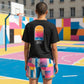 T-shirt nera Rookie Basketball Pigalle, vestibilità comoda, dettaglio semplice e stile casual, indossato da un modello.