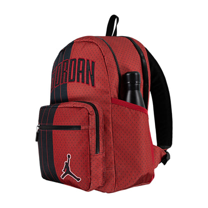 Zaino Jordan Playoff nero e rosso, zaino sportivo con tasche multiple e logo Jordan sul davanti, ideale per lo stile casual.